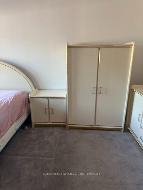 Photo 13 of Unit (Main & Upper), 2 Pepperwood Place, Brampton, Northgate — HOMEH