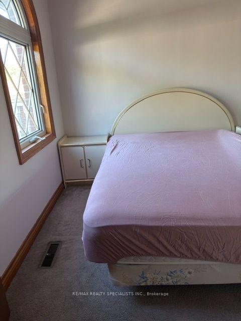 Photo 15 of Unit (Main & Upper), 2 Pepperwood Place, Brampton, Northgate — HOMEH