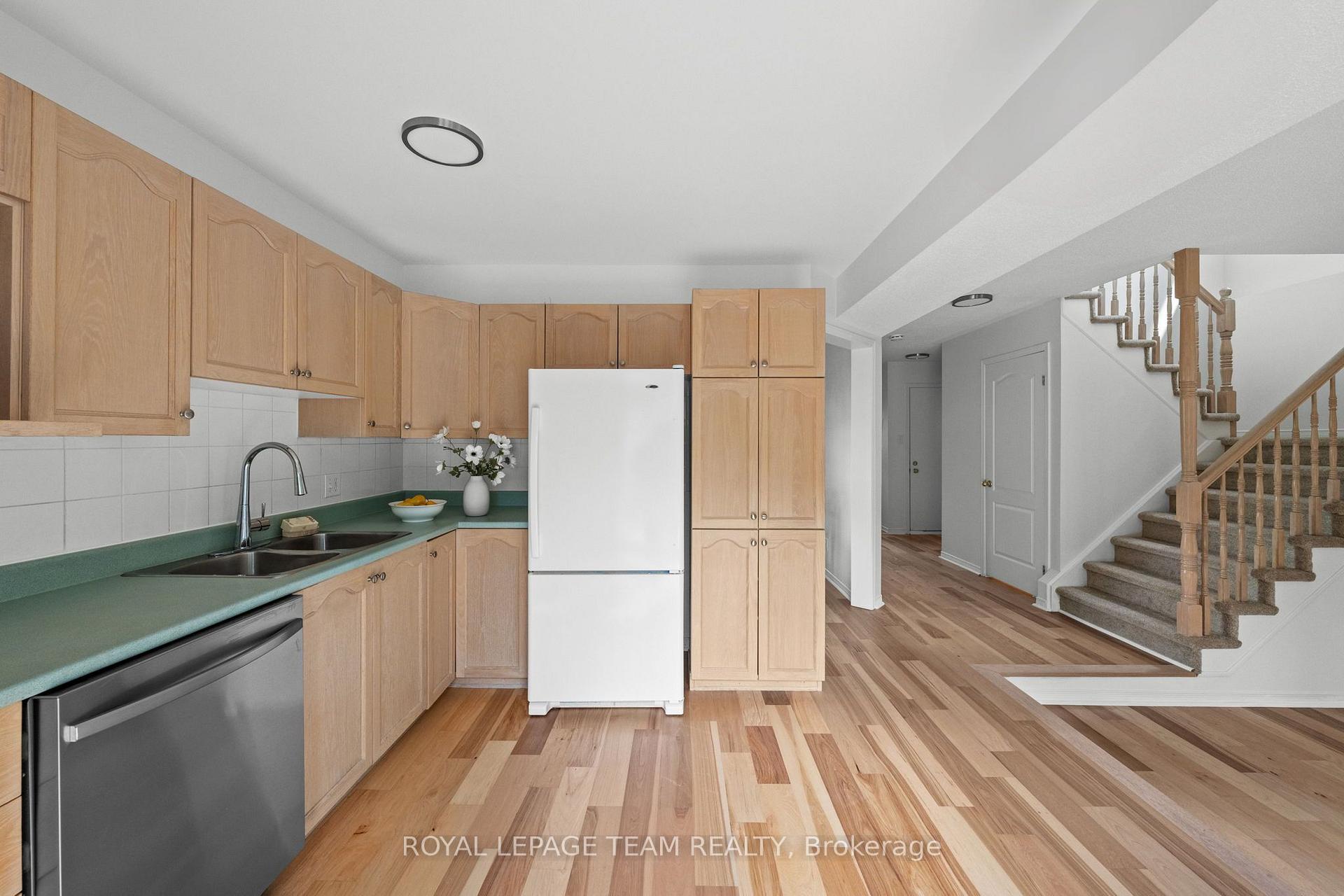 Photo 45 of 77 Sherring Court, Ottawa, Kanata - Kanata Lakes/Heritage Hills — HOMEH