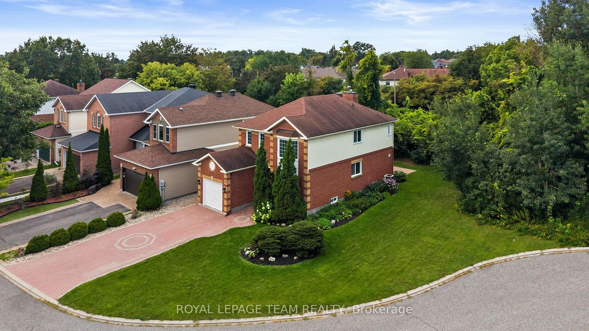 Photo 1 of 77 Sherring Court, Ottawa, Kanata - Kanata Lakes/Heritage Hills — HOMEH