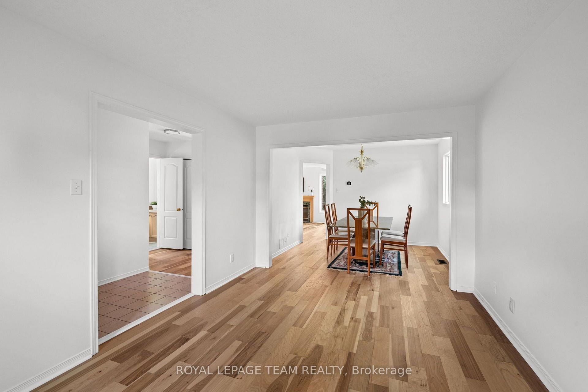 Photo 27 of 77 Sherring Court, Ottawa, Kanata - Kanata Lakes/Heritage Hills — HOMEH