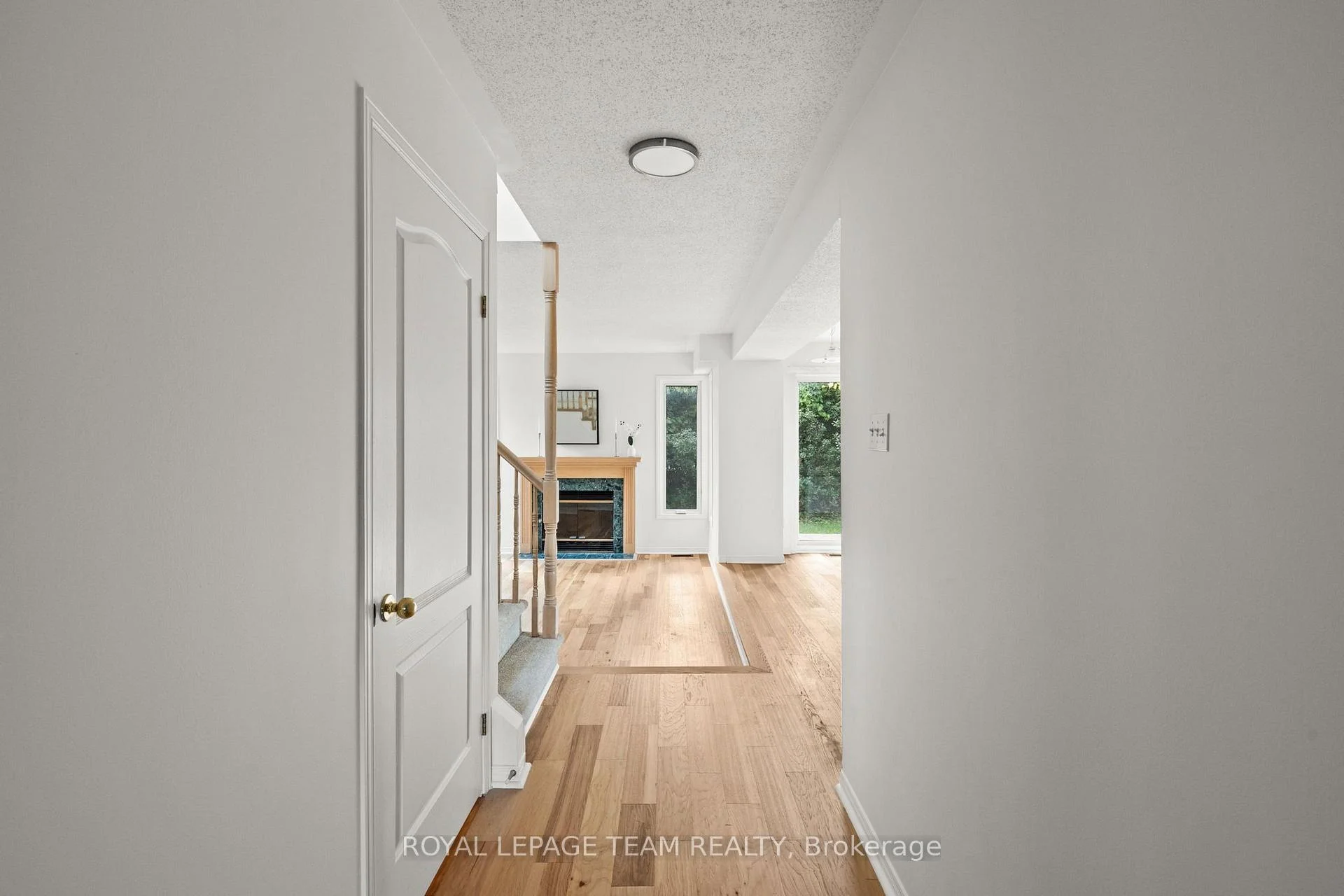 Photo 10 of 77 Sherring Court, Ottawa, Kanata - Kanata Lakes/Heritage Hills — HOMEH