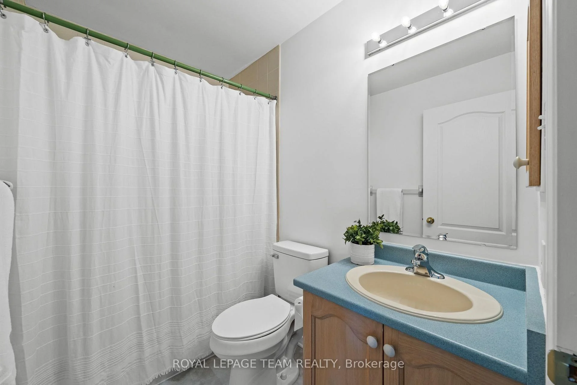 Photo 61 of 77 Sherring Court, Ottawa, Kanata - Kanata Lakes/Heritage Hills — HOMEH