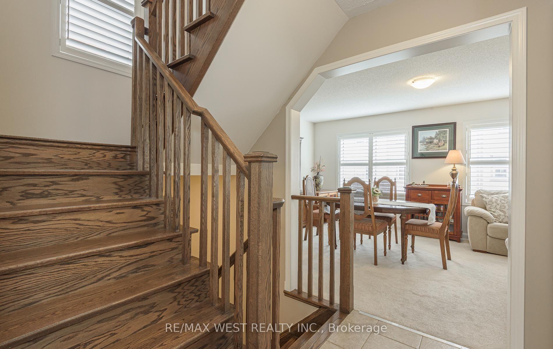 Photo 17 of 95 McCleave Crescent, Brampton, Fletcher's West — HOMEH