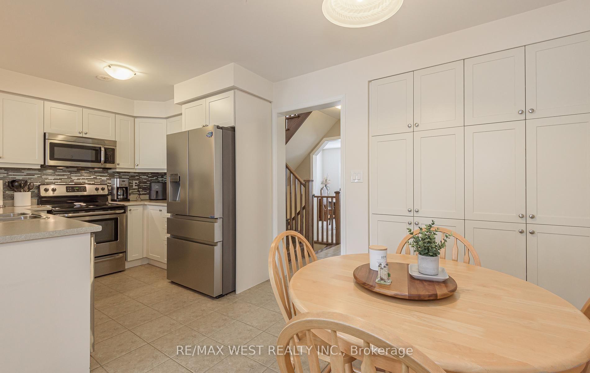 Photo 21 of 95 McCleave Crescent, Brampton, Fletcher's West — HOMEH