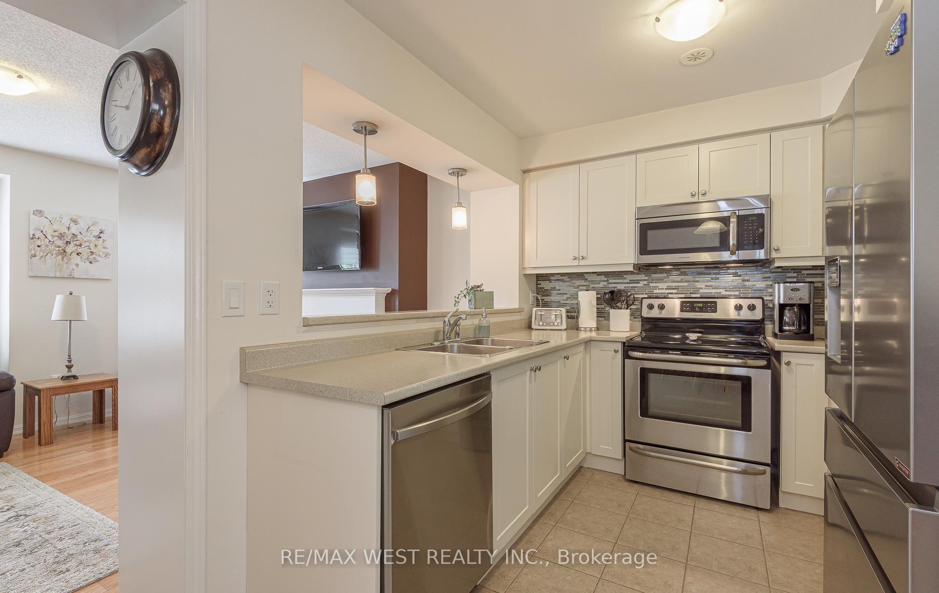 Photo 22 of 95 McCleave Crescent, Brampton, Fletcher's West — HOMEH