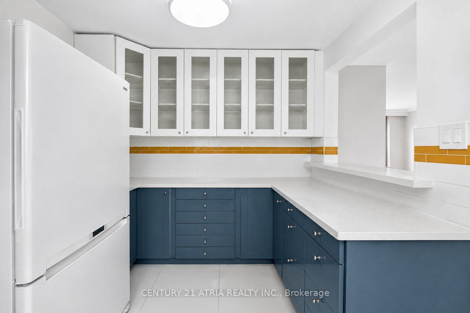Photo 11 of 69 Olsen Drive, North York, Parkwoods-Donalda — HOMEH
