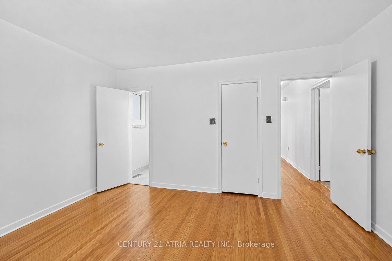 Photo 13 of 69 Olsen Drive, North York, Parkwoods-Donalda — HOMEH