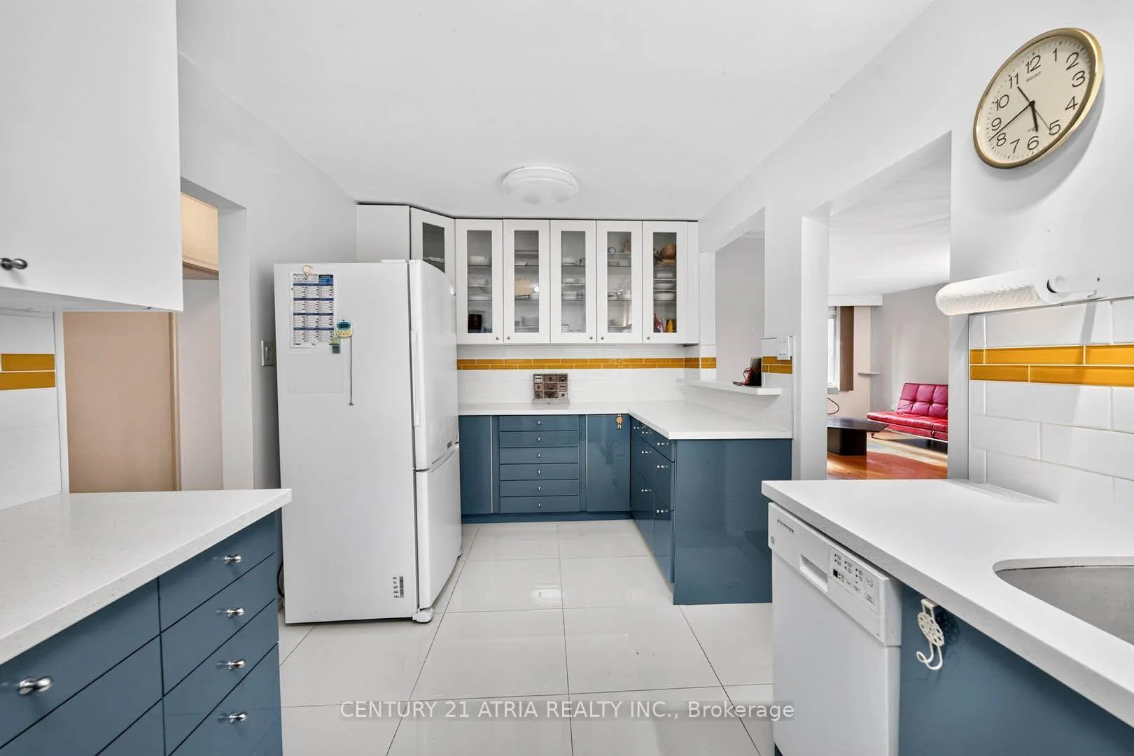 Photo 27 of 69 Olsen Drive, North York, Parkwoods-Donalda — HOMEH