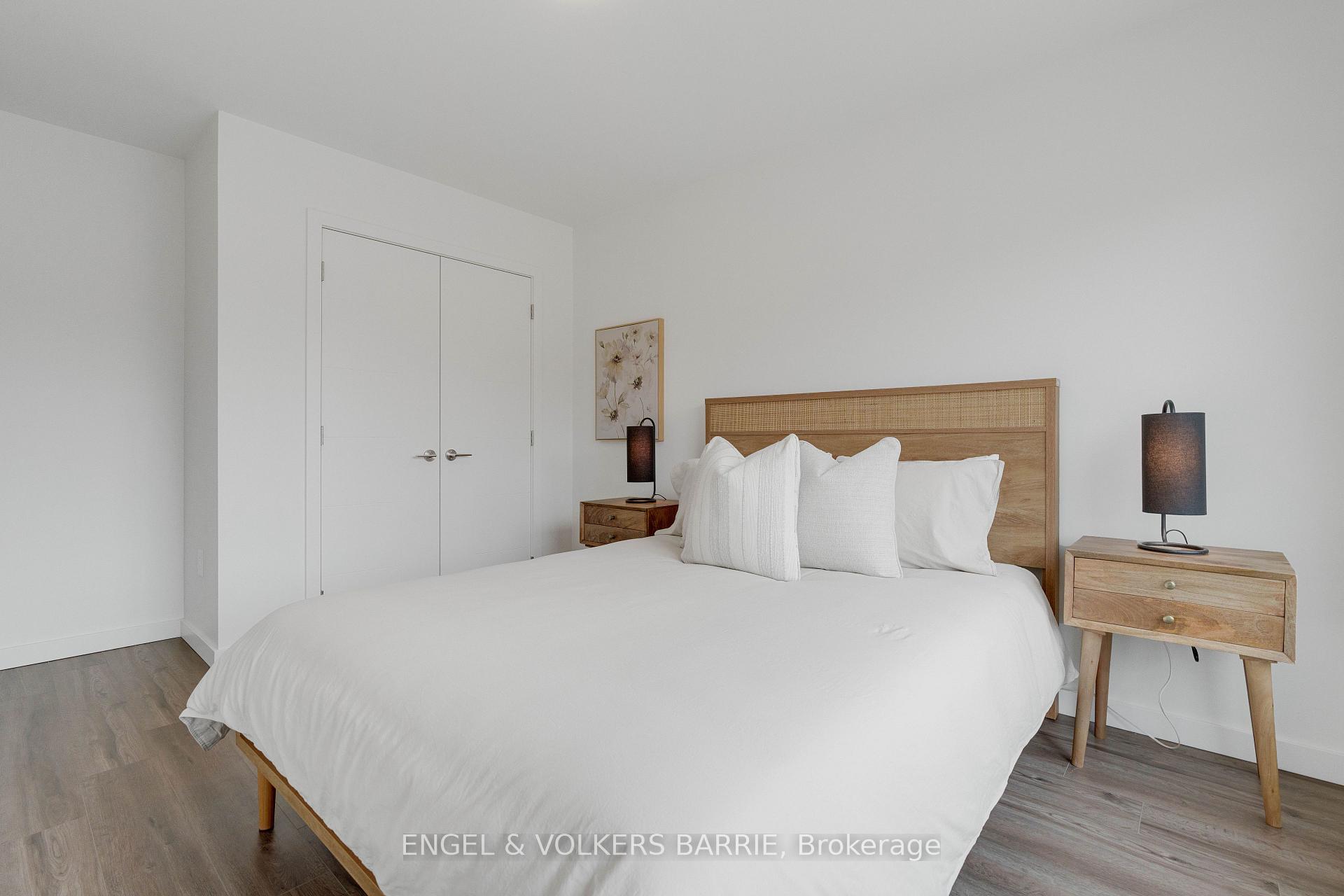 Photo 25 of 142 Athabaska Road, Barrie, Holly — HOMEH