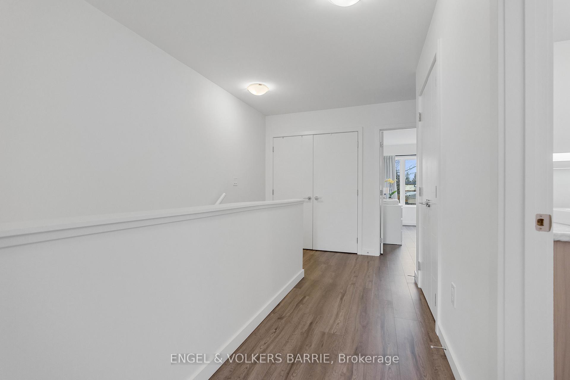 Photo 29 of 142 Athabaska Road, Barrie, Holly — HOMEH