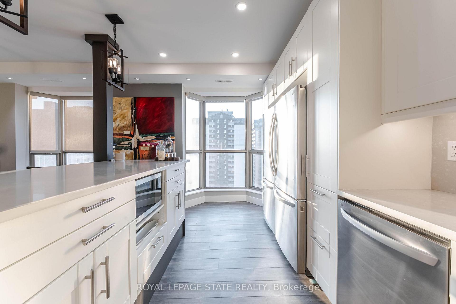 Photo 10 of Unit 17C, 67 Caroline Street S, Hamilton, Durand — HOMEH