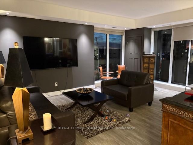 Photo 16 of Unit 17C, 67 Caroline Street S, Hamilton, Durand — HOMEH