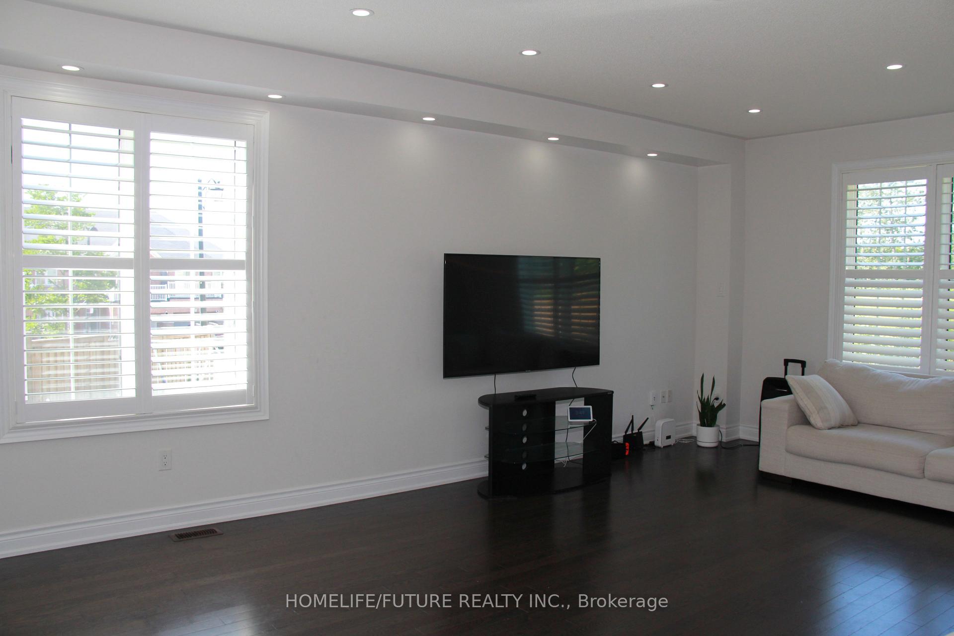 Photo 16 of Unit Main & 2nd, 52 Mac Frost Way, Scarborough, Rouge — HOMEH