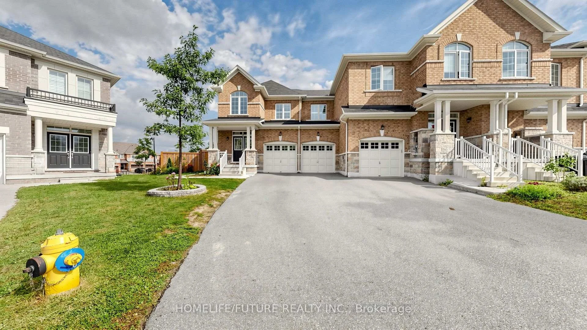 Photo 6 of Unit Main & 2nd, 52 Mac Frost Way, Scarborough, Rouge — HOMEH