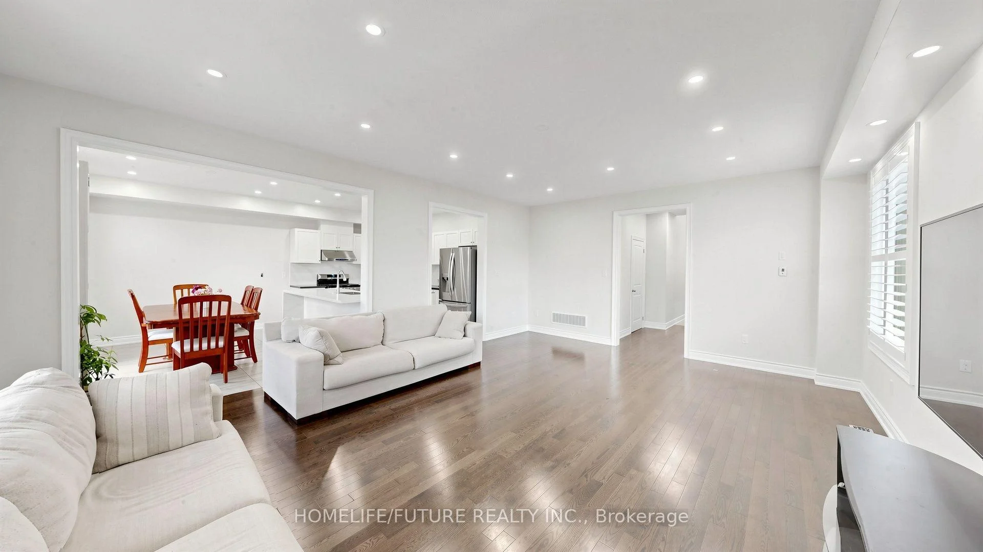 Photo 24 of Unit Main & 2nd, 52 Mac Frost Way, Scarborough, Rouge — HOMEH