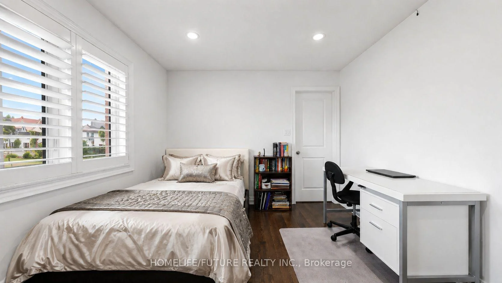 Photo 63 of Unit Main & 2nd, 52 Mac Frost Way, Scarborough, Rouge — HOMEH