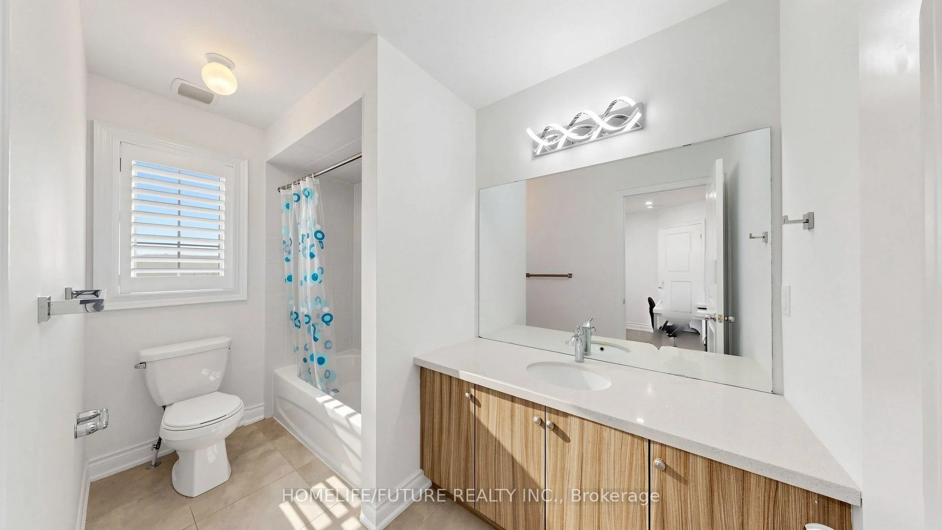 Photo 65 of Unit Main & 2nd, 52 Mac Frost Way, Scarborough, Rouge — HOMEH