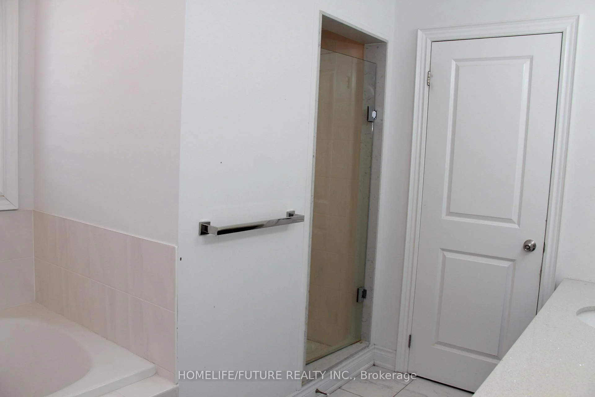 Photo 71 of Unit Main & 2nd, 52 Mac Frost Way, Scarborough, Rouge — HOMEH