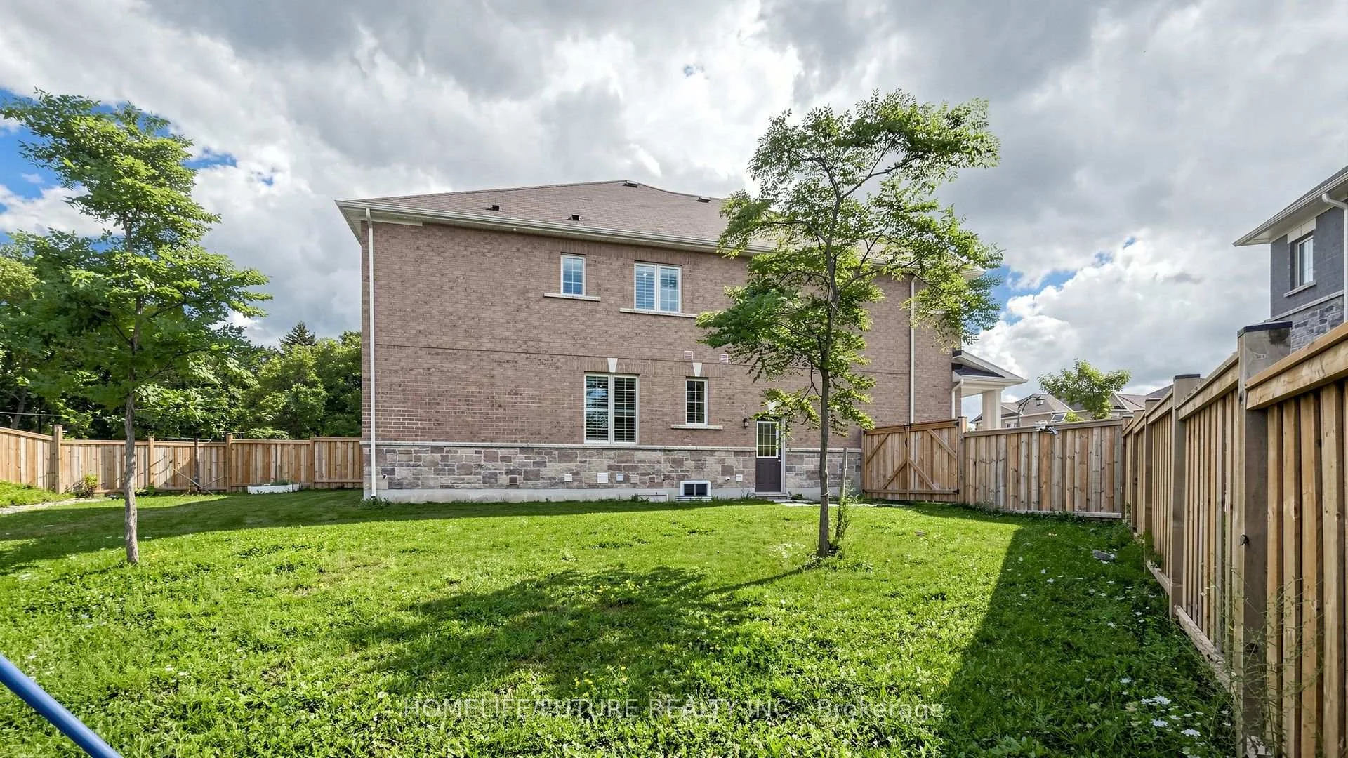 Photo 80 of Unit Main & 2nd, 52 Mac Frost Way, Scarborough, Rouge — HOMEH