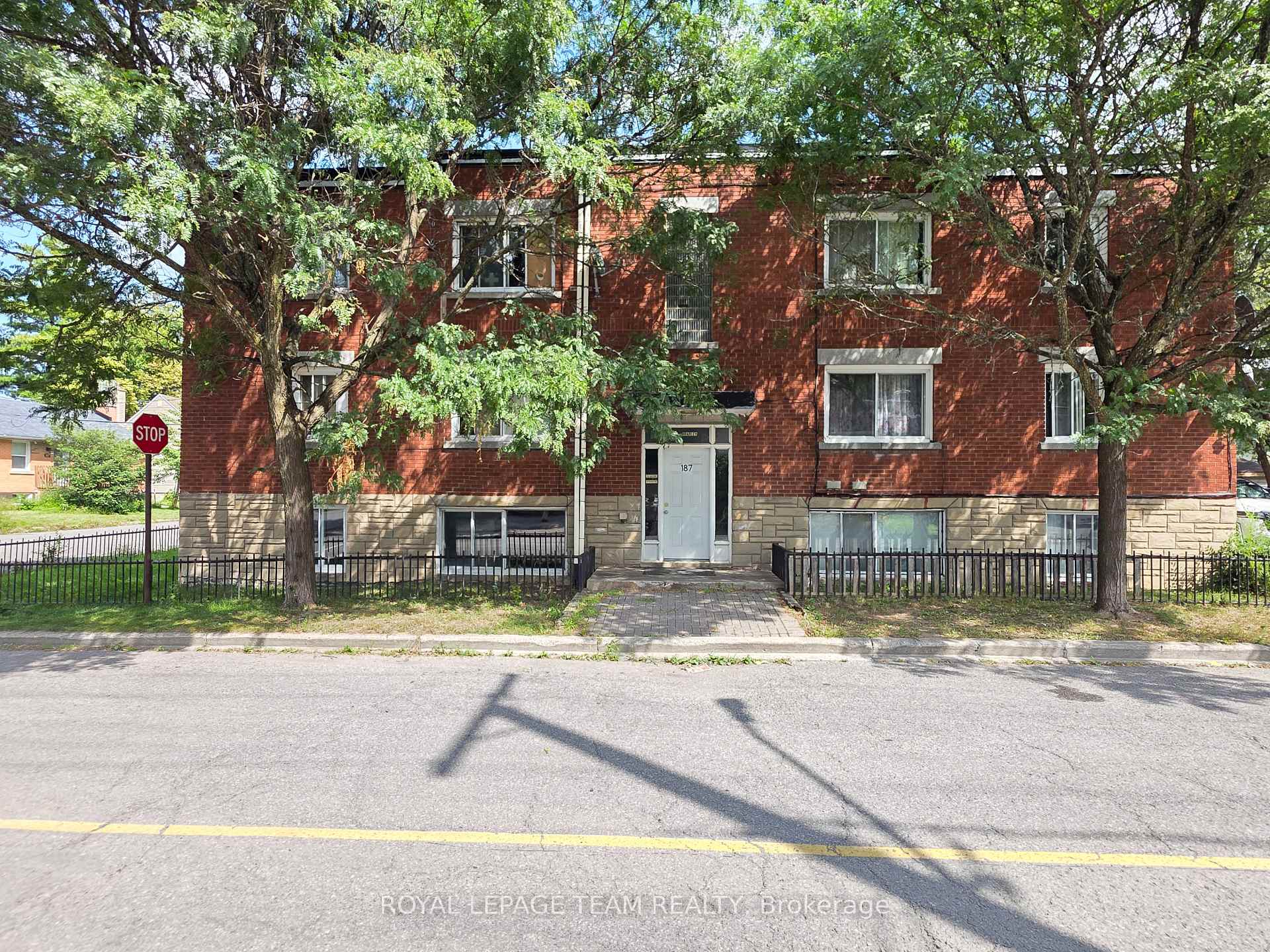 Photo 1 of Unit 2, 187 Bradley Avenue, Ottawa, Vanier — HOMEH