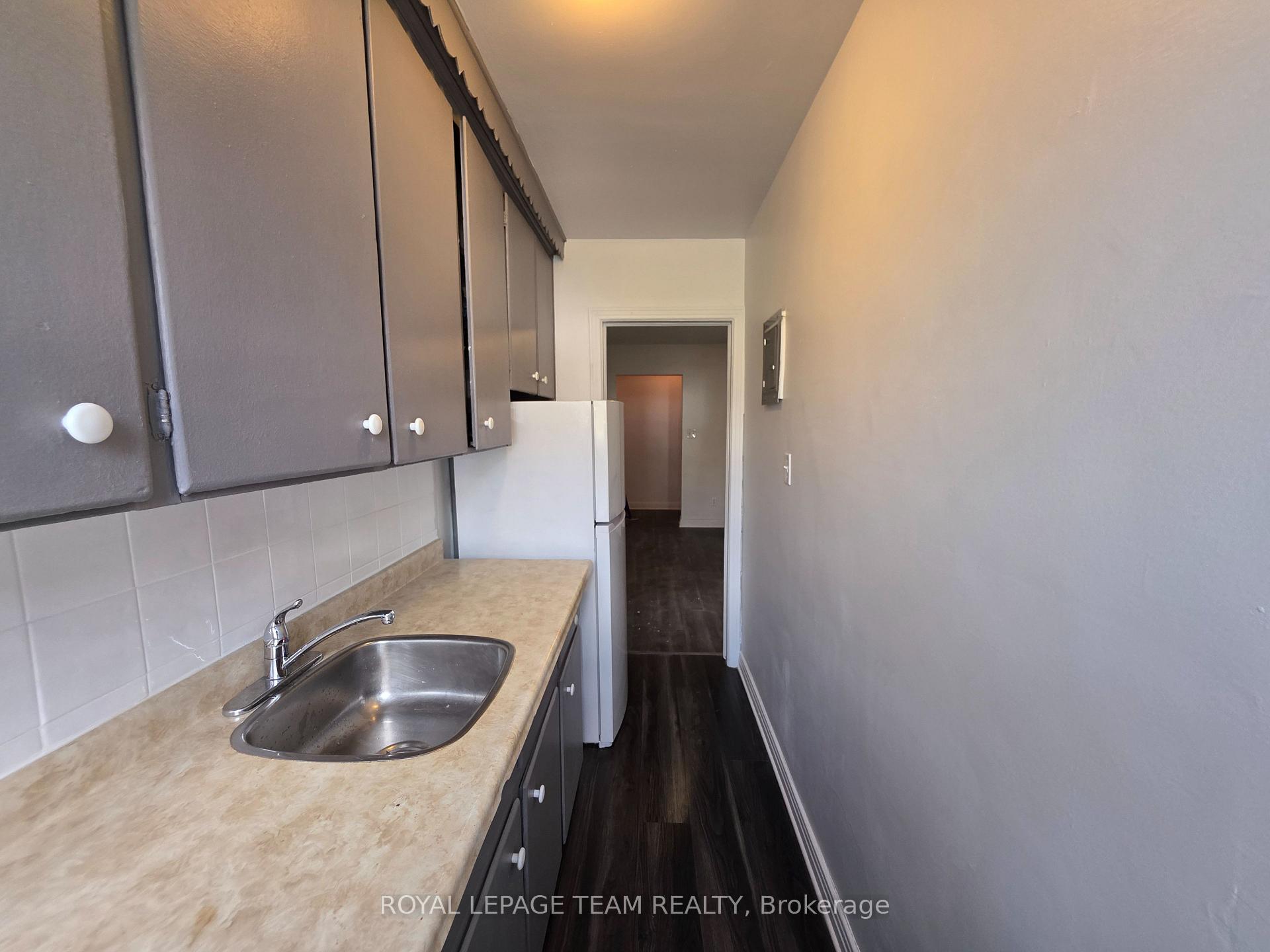 Photo 10 of Unit 2, 187 Bradley Avenue, Ottawa, Vanier — HOMEH