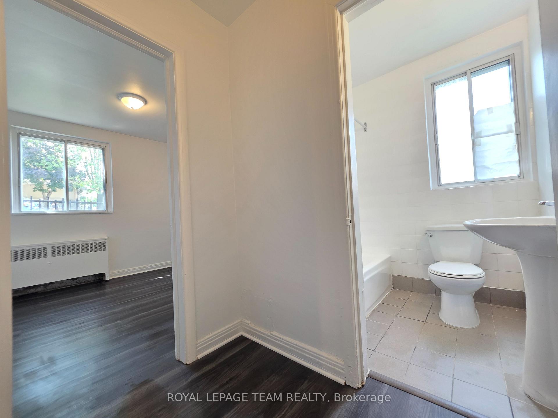 Photo 11 of Unit 2, 187 Bradley Avenue, Ottawa, Vanier — HOMEH