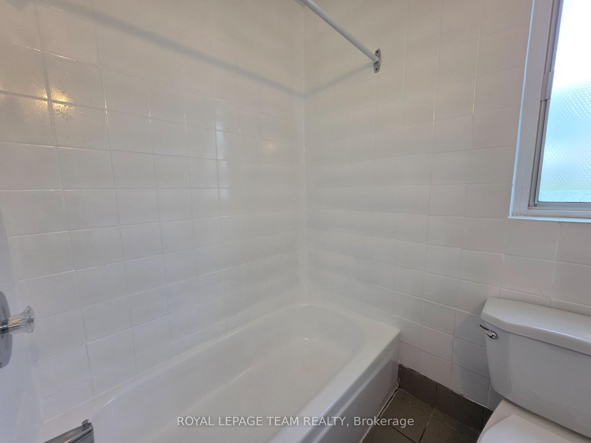 Photo 16 of Unit 2, 187 Bradley Avenue, Ottawa, Vanier — HOMEH
