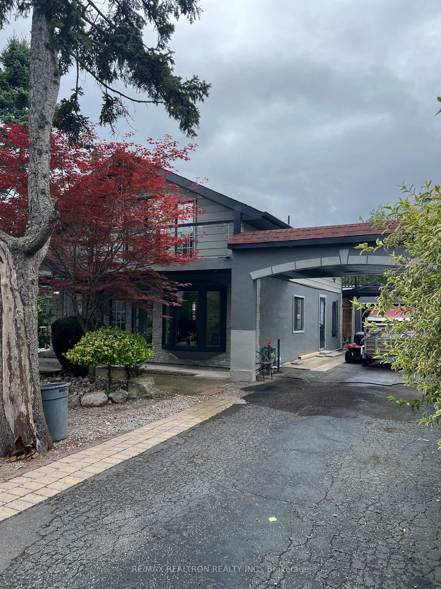 Photo 1 of 608 West Shore Boulevard, Pickering, West Shore — HOMEH