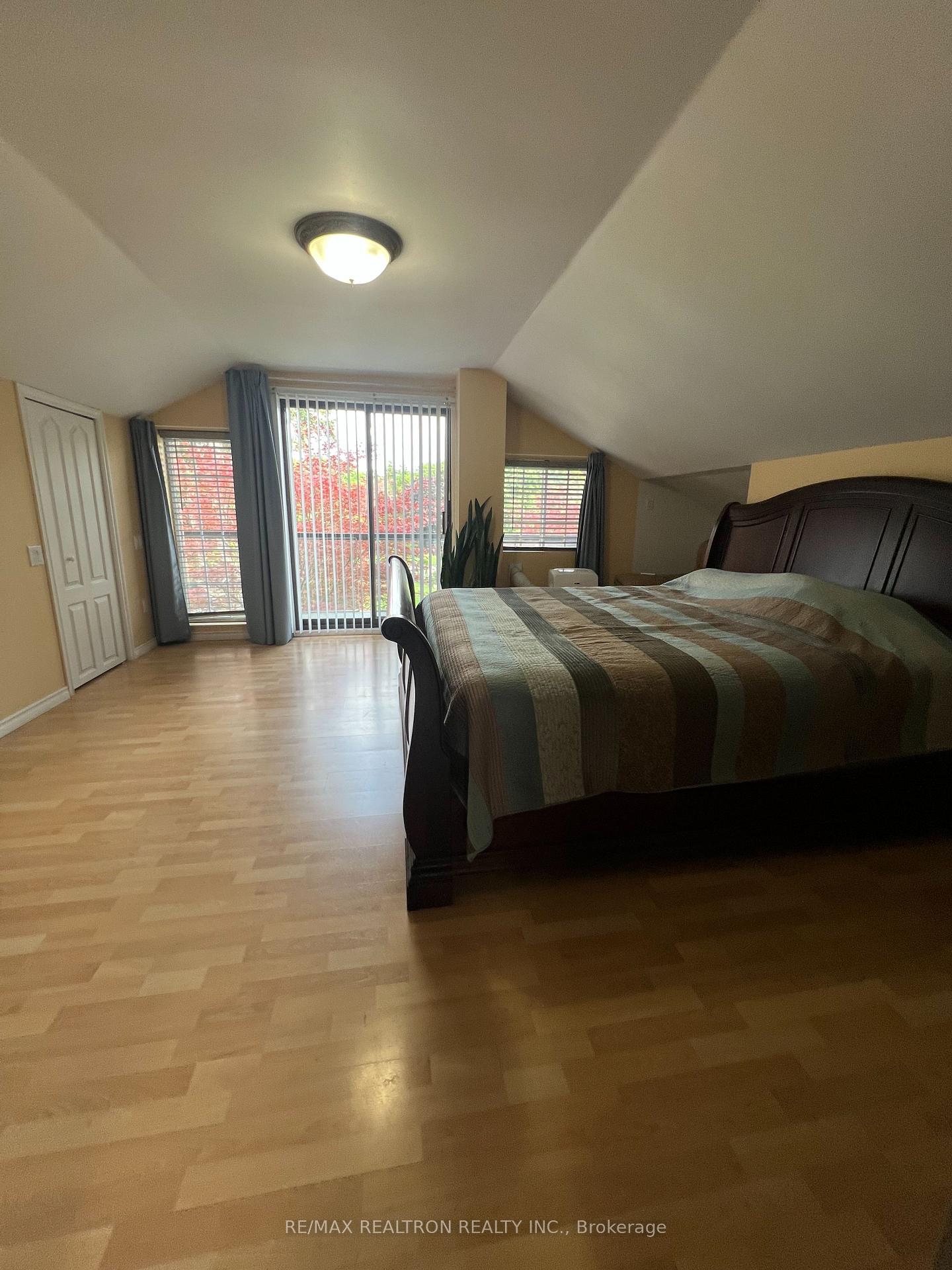 Photo 11 of 608 West Shore Boulevard, Pickering, West Shore — HOMEH