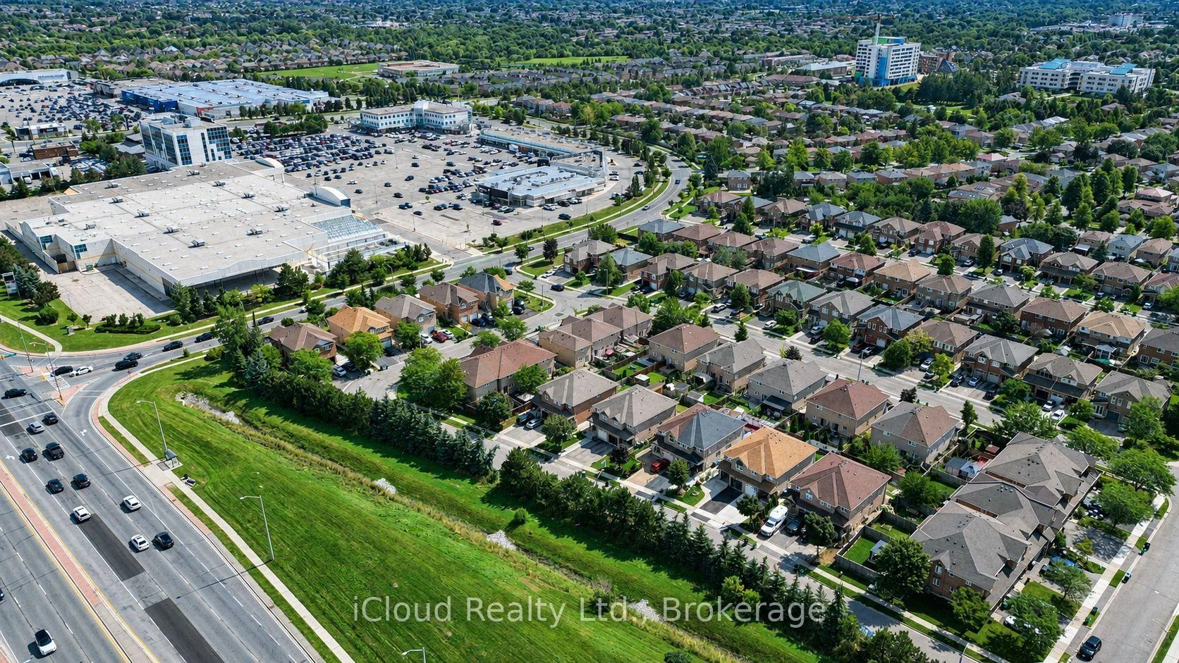 Photo 45 of 39 Manett Crescent, Brampton, Brampton West — HOMEH
