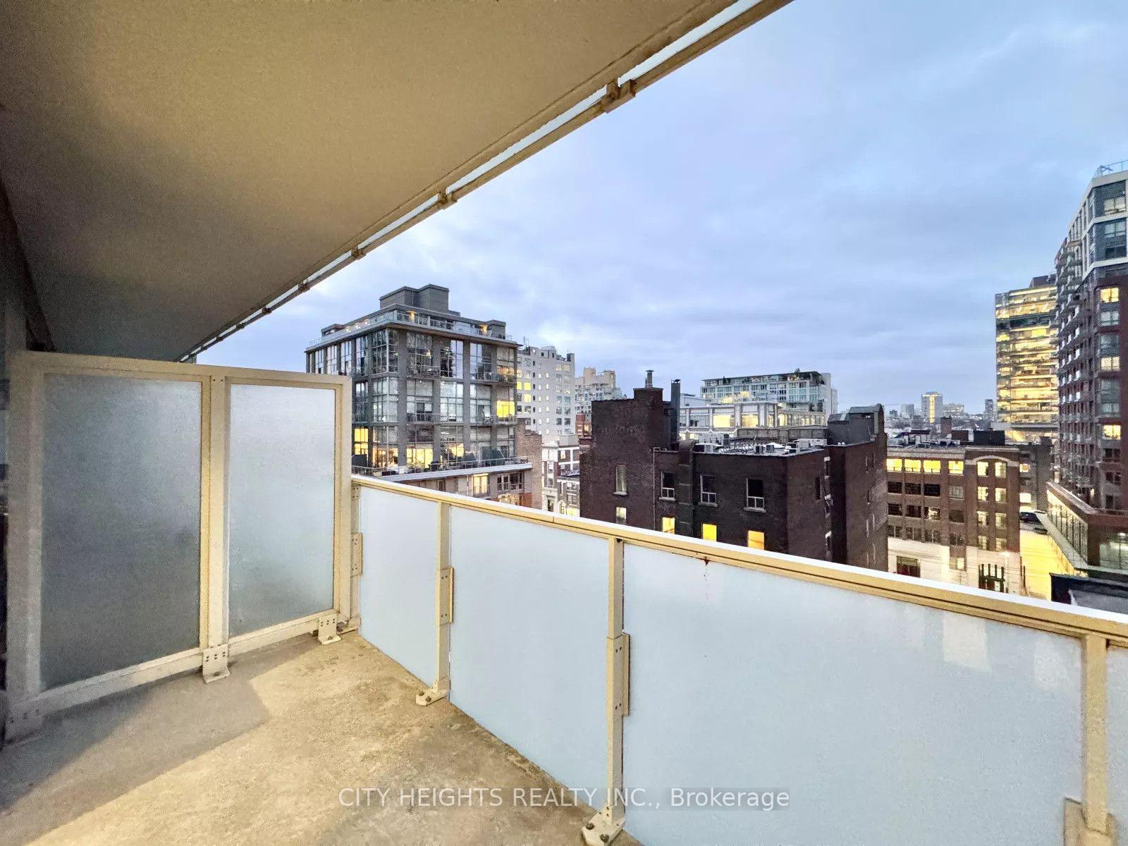 Photo 1 of Unit 705, 11 Charlotte Street, Toronto, Waterfront Communities — HOMEH