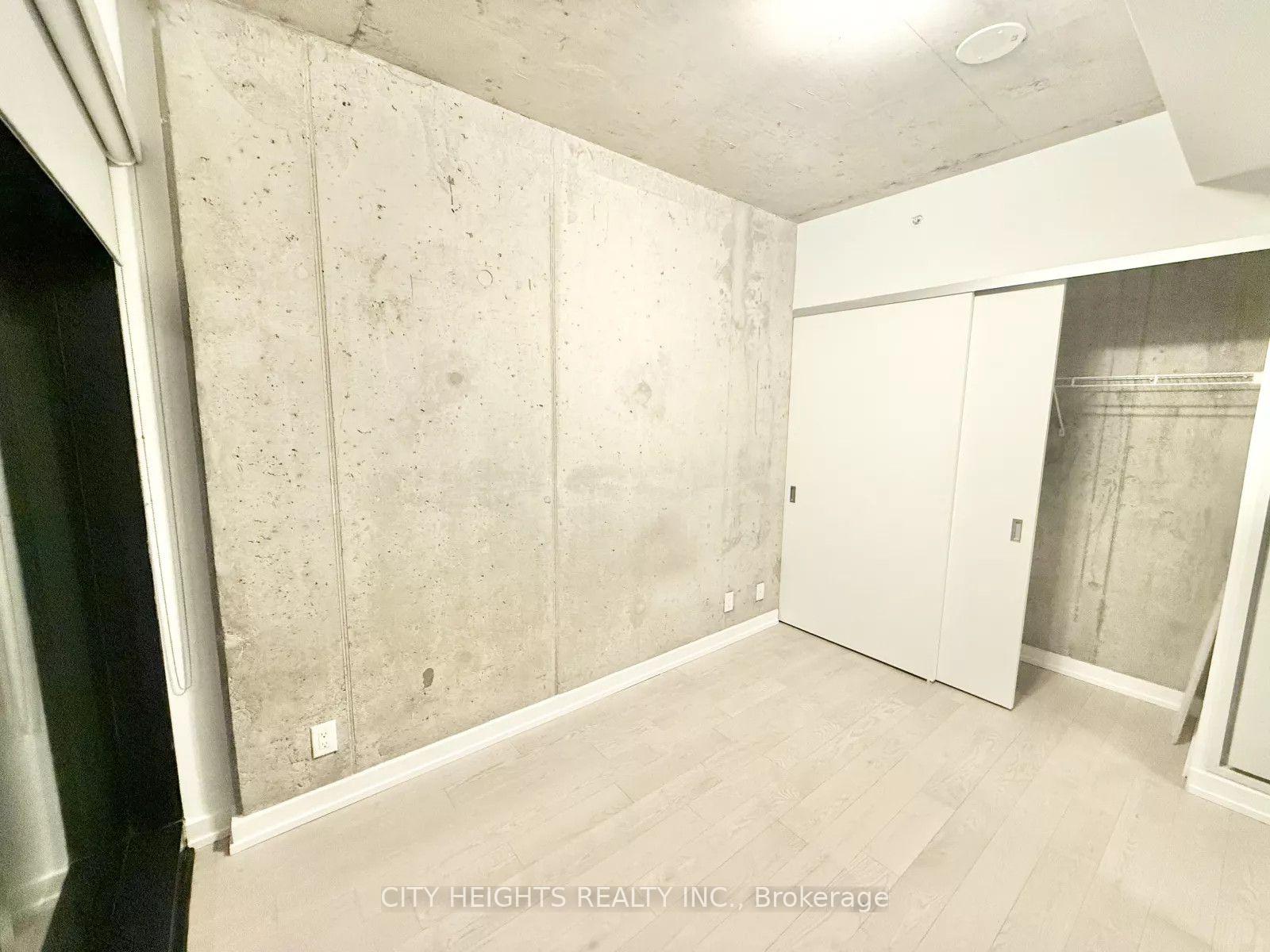 Photo 6 of Unit 705, 11 Charlotte Street, Toronto, Waterfront Communities — HOMEH