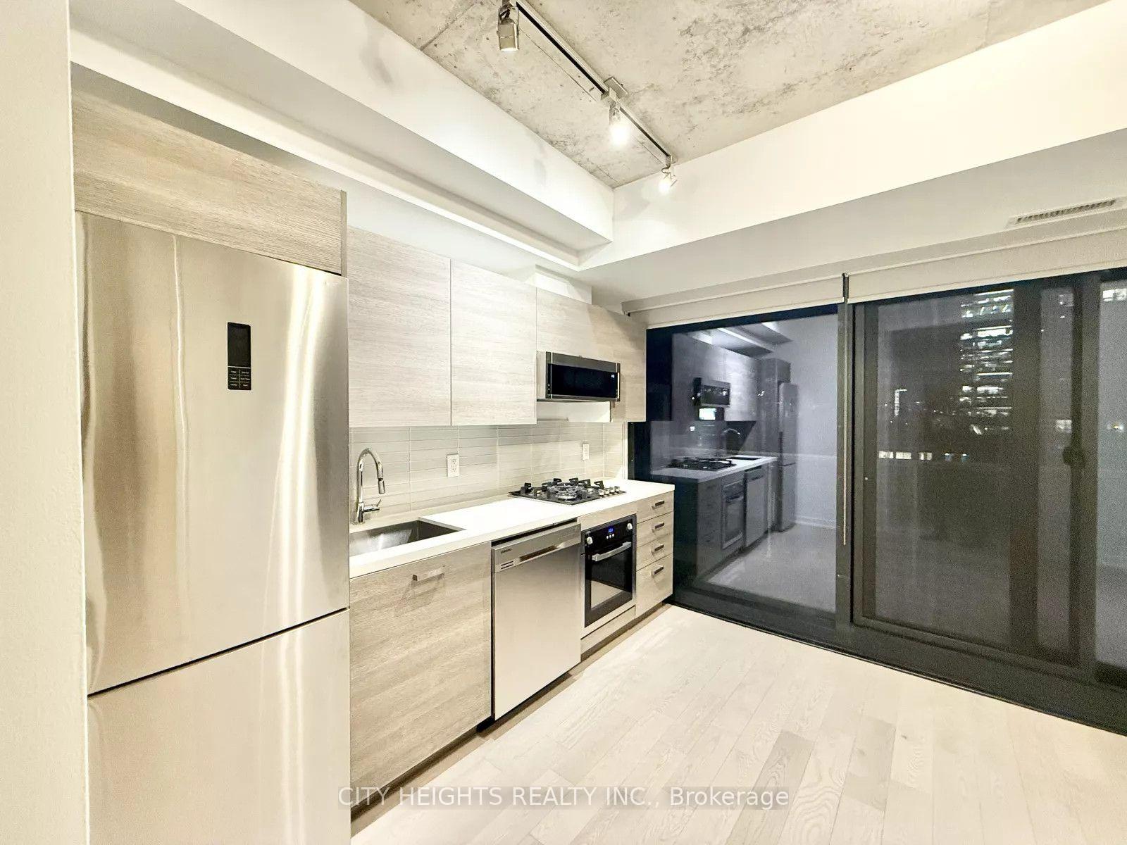 Photo 8 of Unit 705, 11 Charlotte Street, Toronto, Waterfront Communities — HOMEH