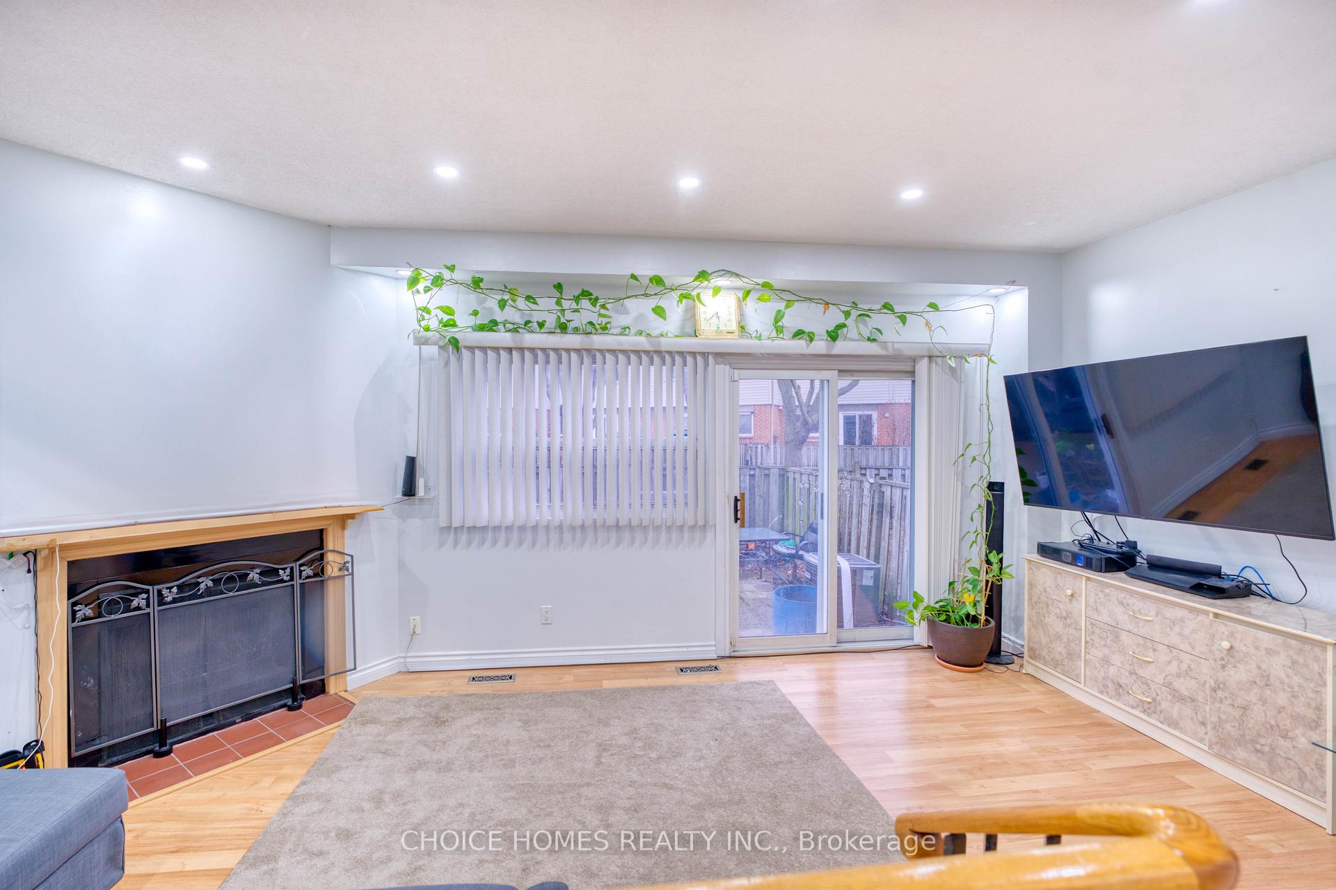 Photo 13 of Unit 73, 525 Meadows Boulevard, Mississauga, Rathwood — HOMEH