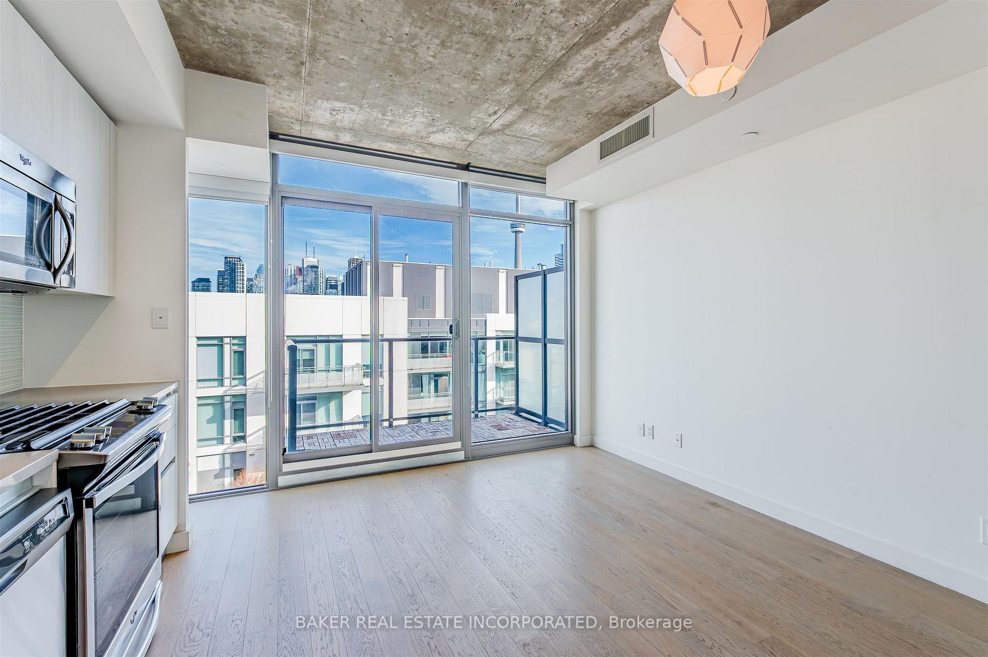 Photo 9 of Unit 1610, 111 Bathurst Street, Toronto, Waterfront Communities — HOMEH