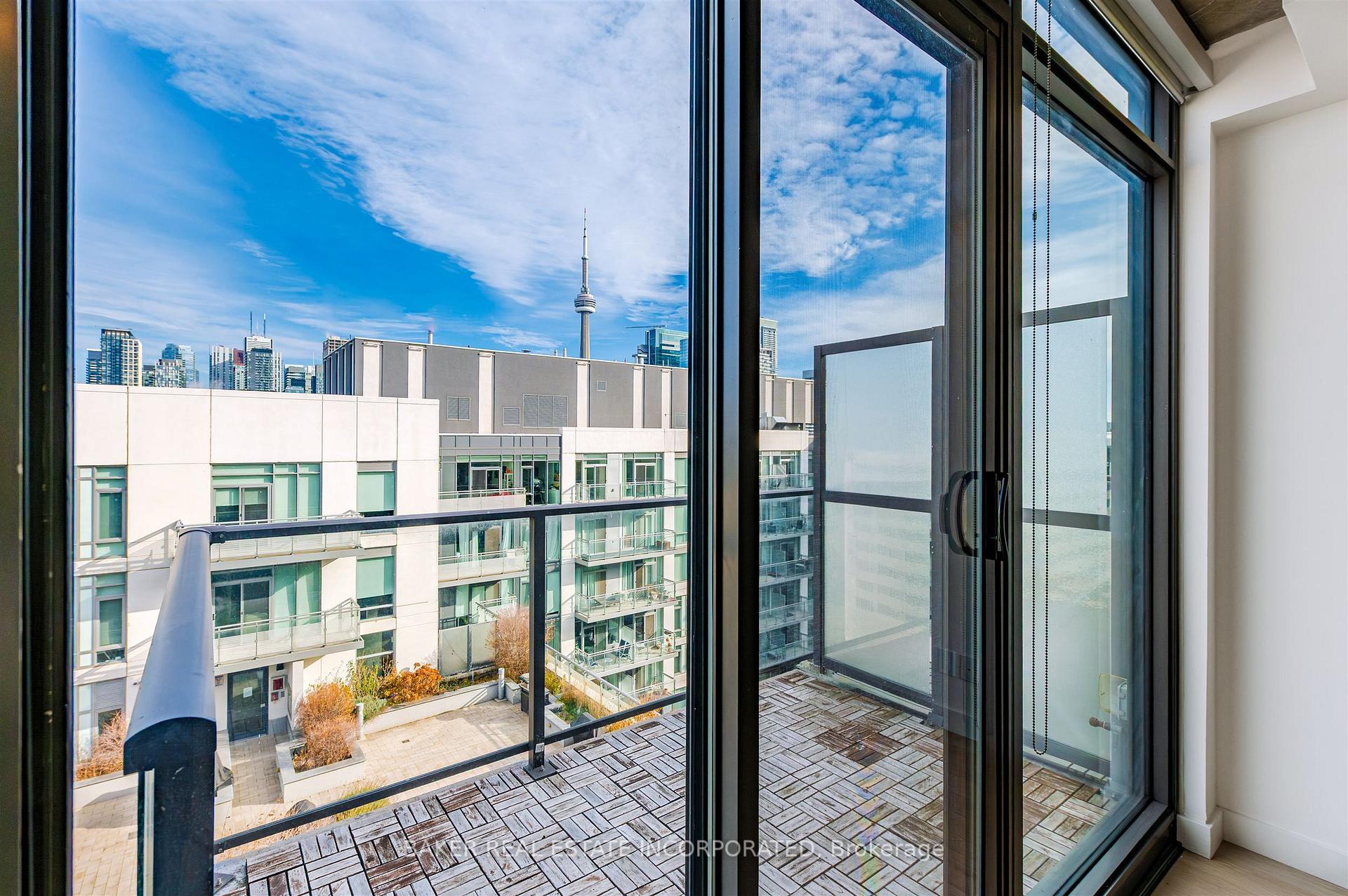 Photo 23 of Unit 1610, 111 Bathurst Street, Toronto, Waterfront Communities — HOMEH