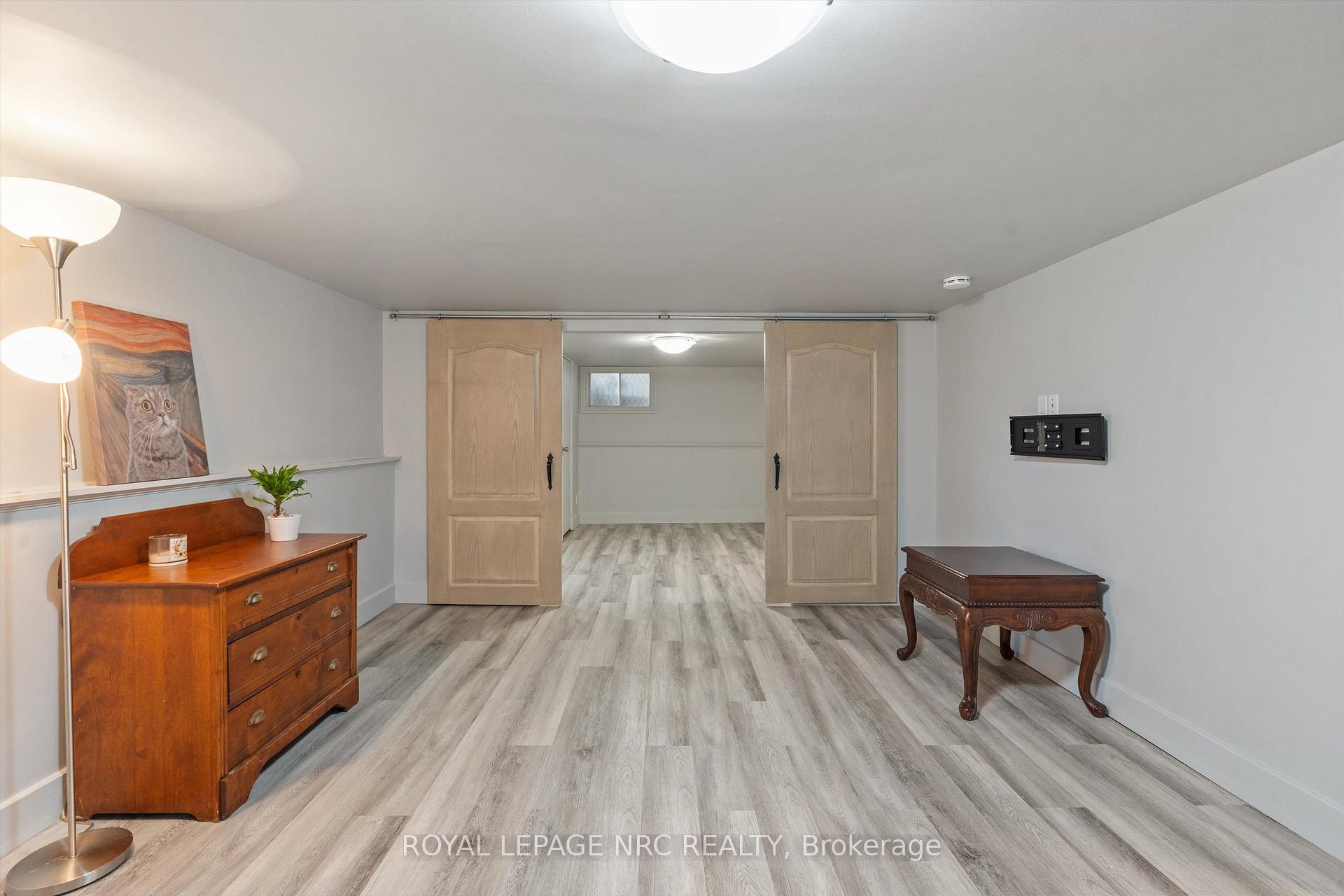 Photo 24 of 210 Ontario Street, Thorold, Allanburg/Thorold South — HOMEH