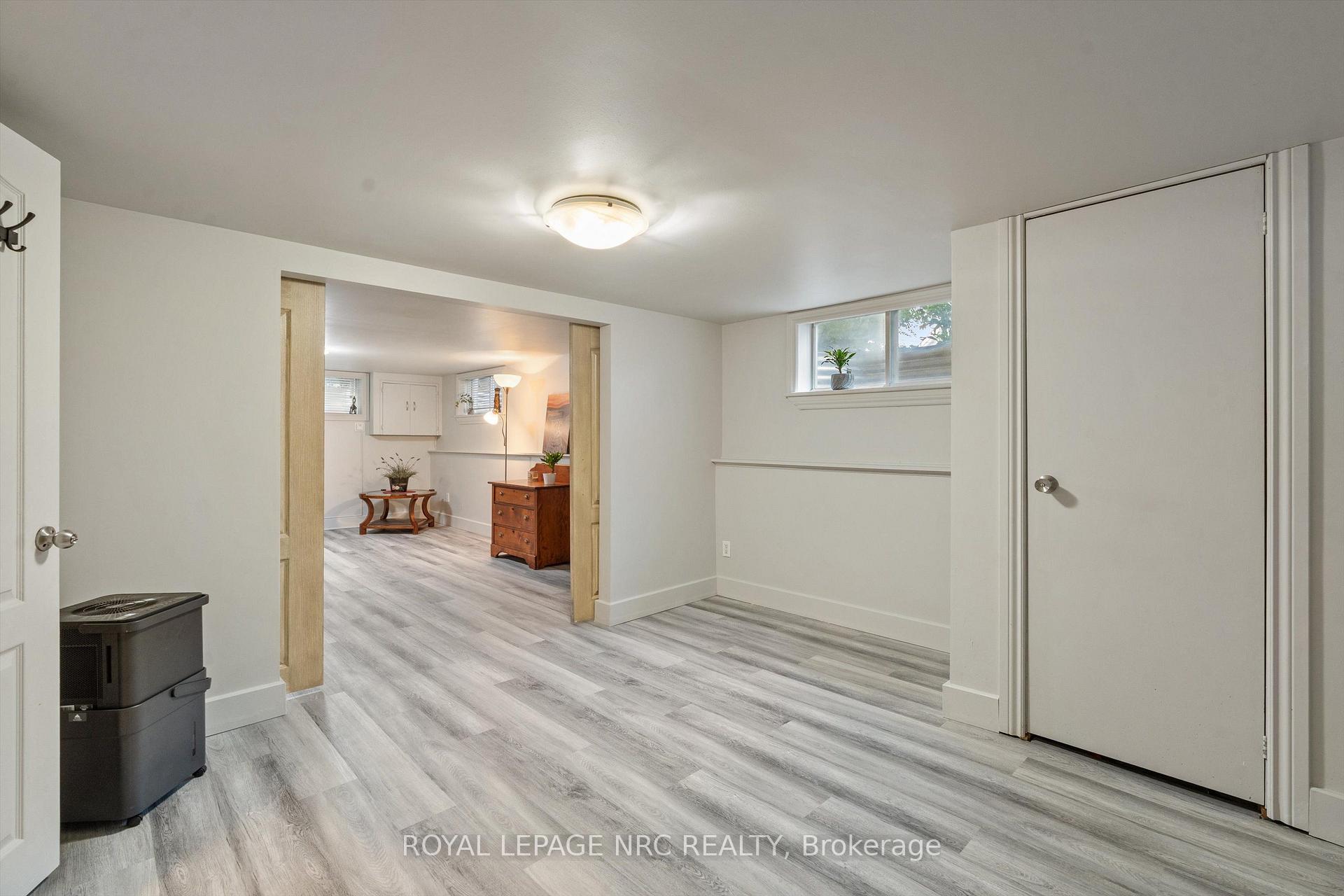 Photo 25 of 210 Ontario Street, Thorold, Allanburg/Thorold South — HOMEH