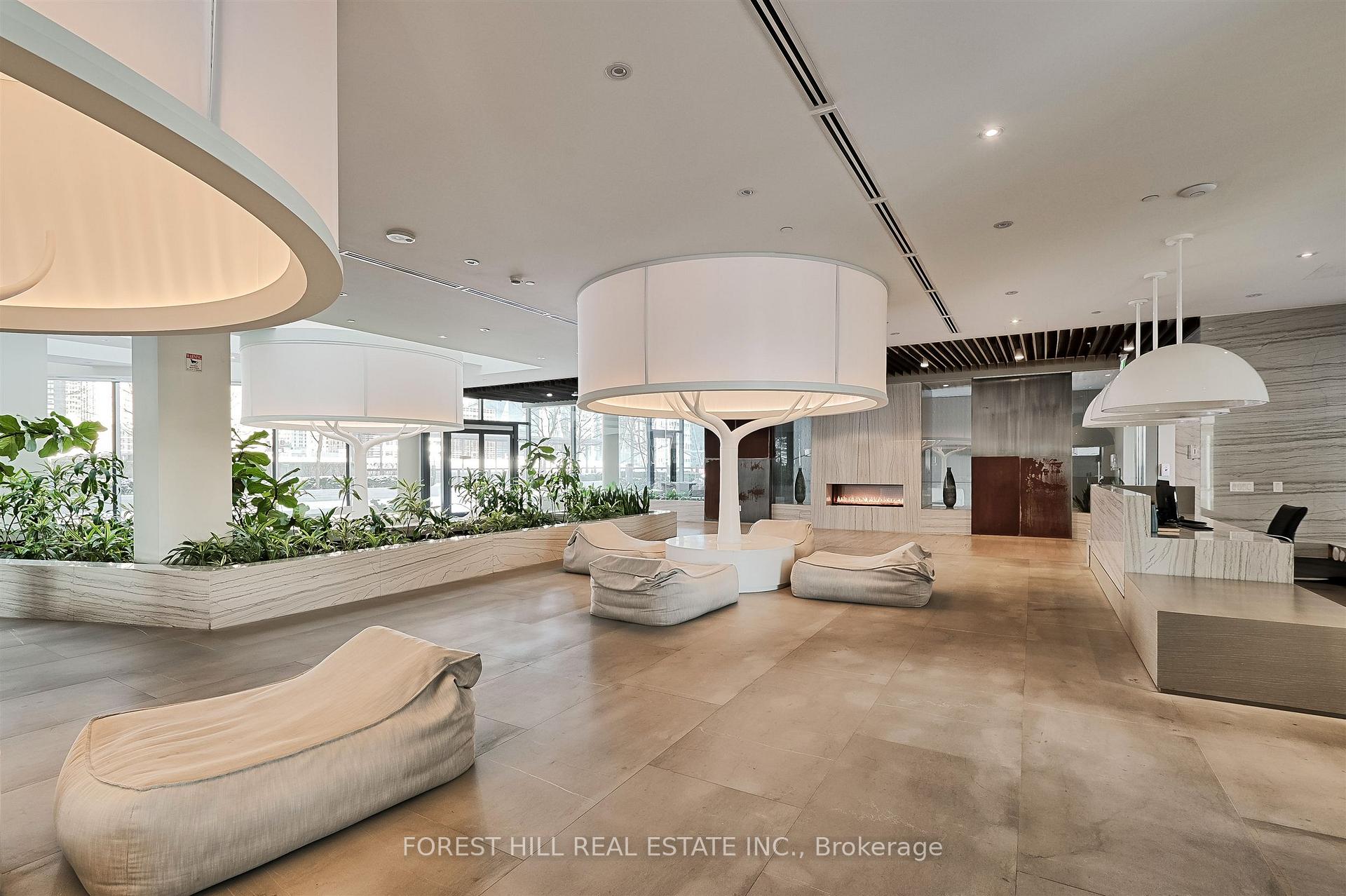 Photo 7 of Unit 5410, 100 Harbour Street, Toronto, Waterfront Communities — HOMEH