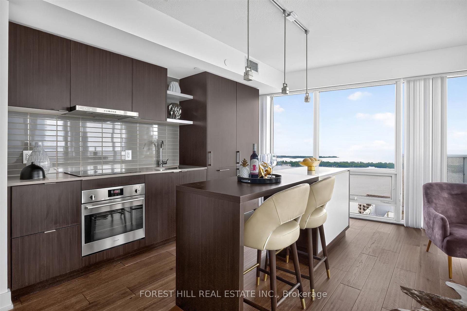 Photo 16 of Unit 5410, 100 Harbour Street, Toronto, Waterfront Communities — HOMEH