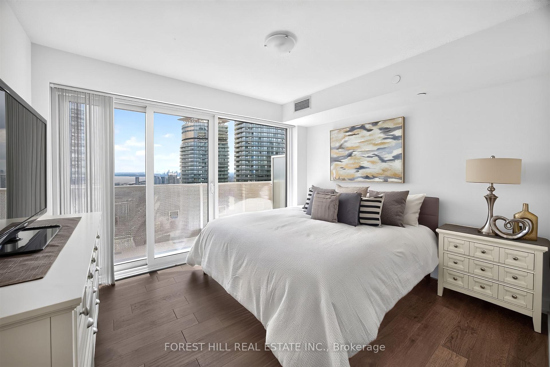Photo 28 of Unit 5410, 100 Harbour Street, Toronto, Waterfront Communities — HOMEH