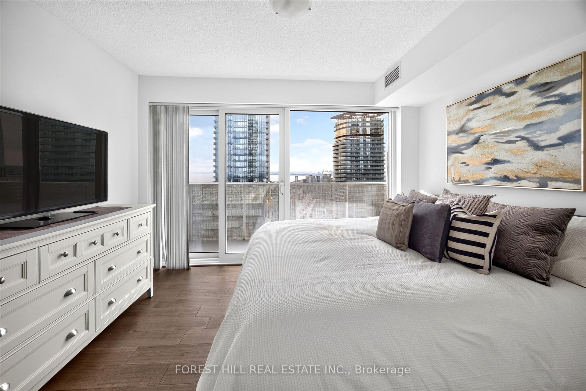 Photo 30 of Unit 5410, 100 Harbour Street, Toronto, Waterfront Communities — HOMEH