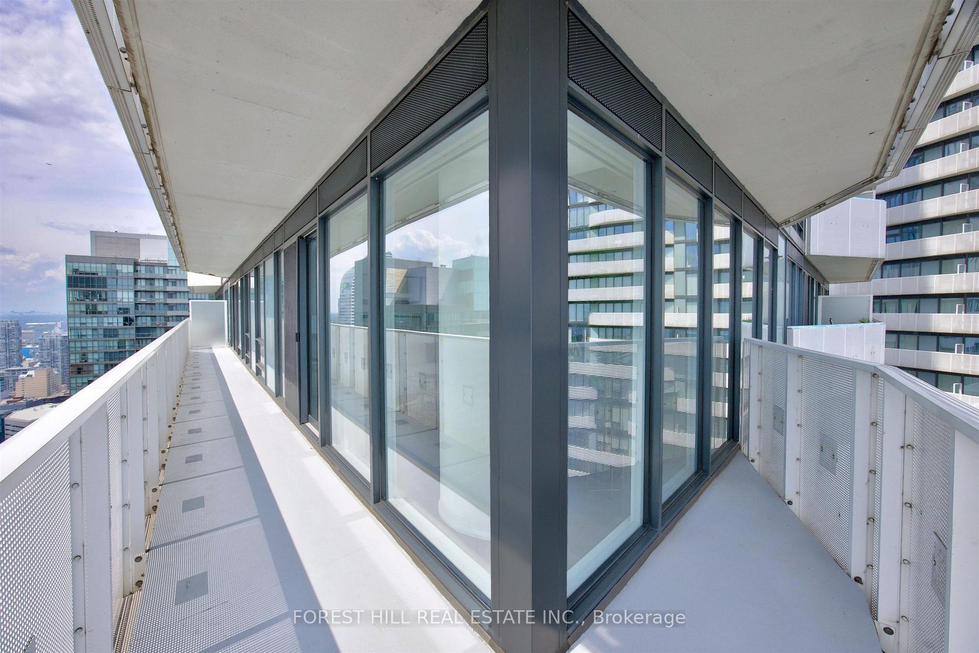 Photo 40 of Unit 5410, 100 Harbour Street, Toronto, Waterfront Communities — HOMEH