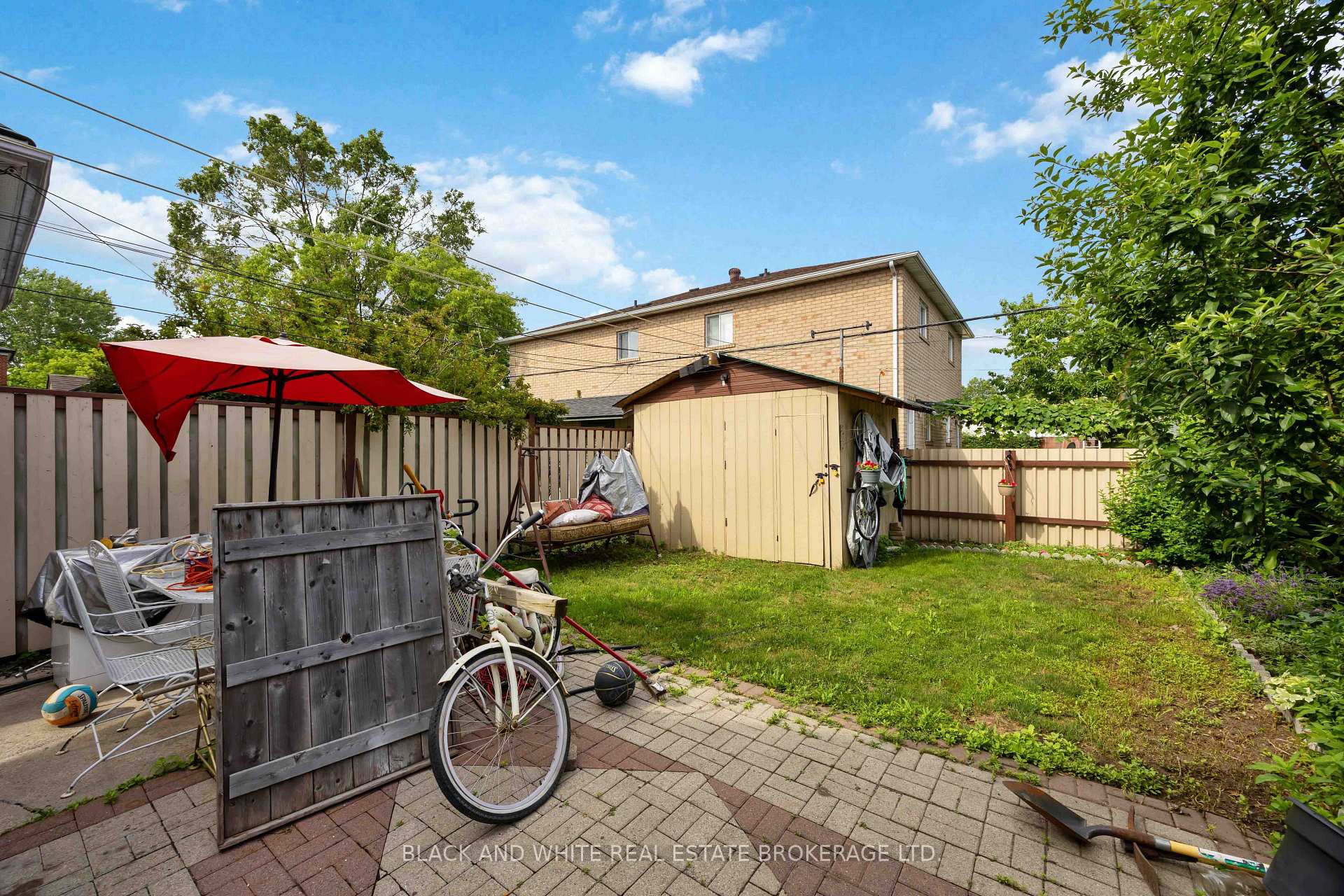 Photo 29 of 4 Greendale Avenue, Toronto, Rockcliffe-Smythe — HOMEH