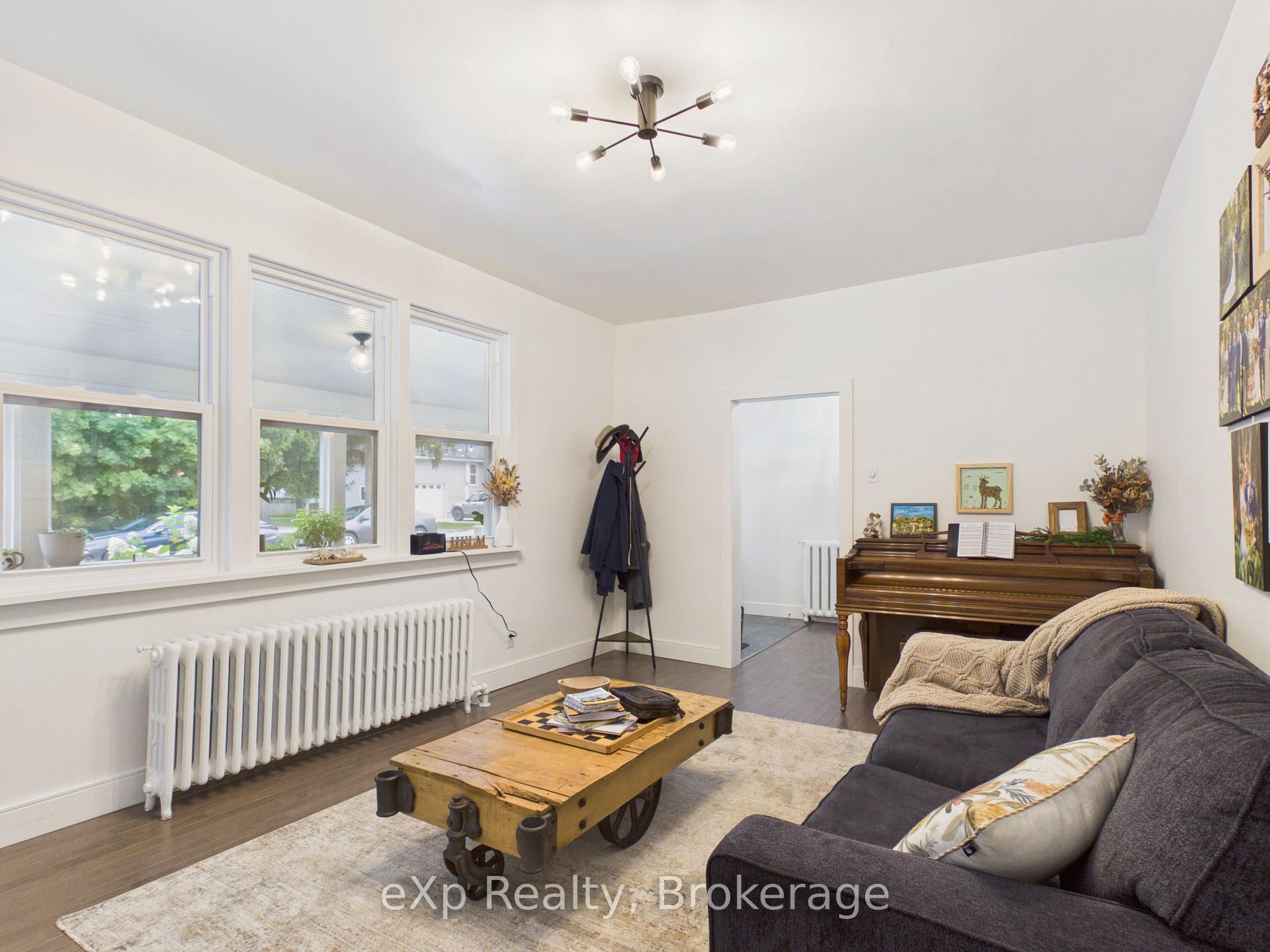 Photo 11 of 109 Colborne Street S, Brockton — HOMEH
