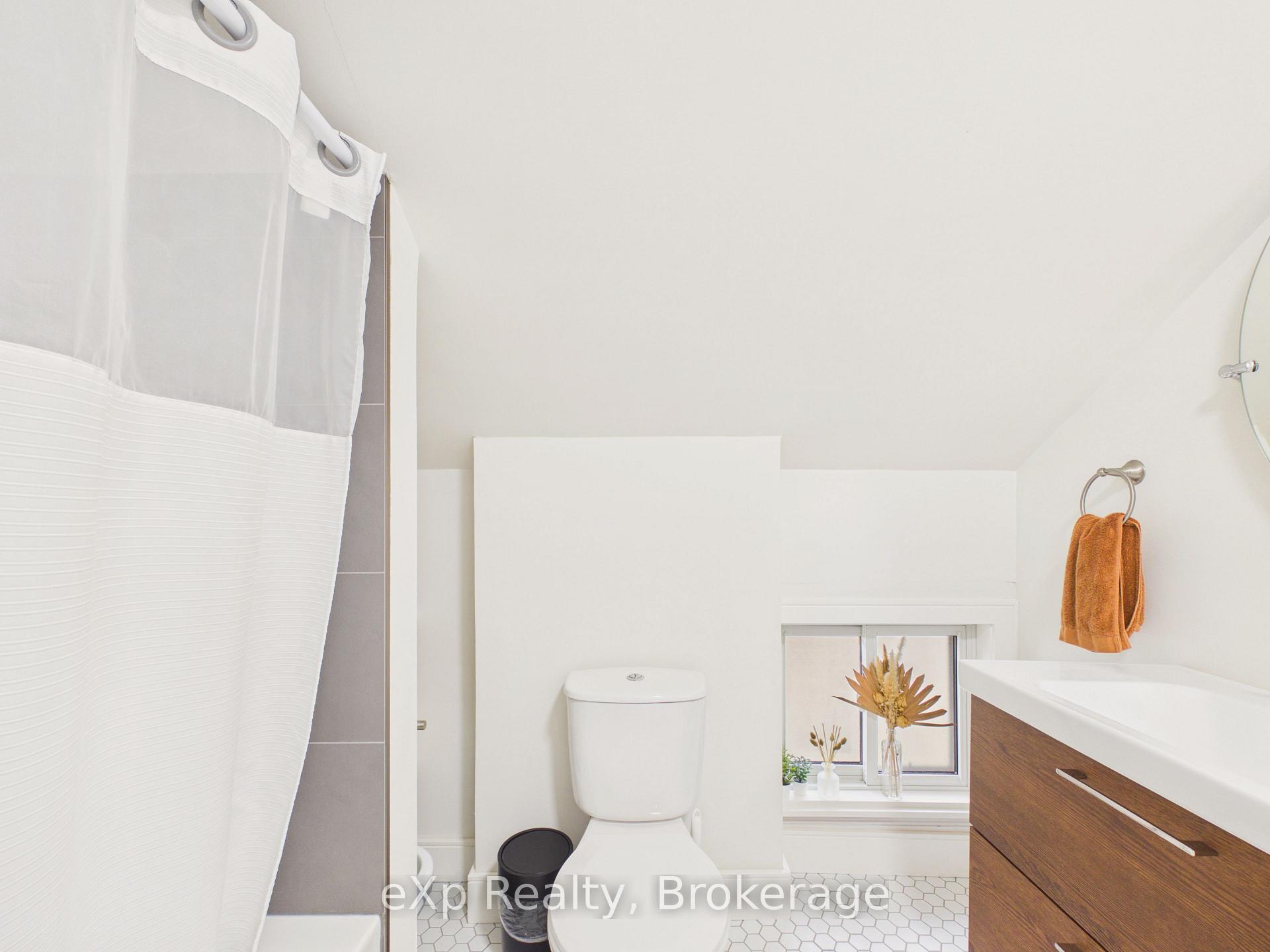 Photo 25 of 109 Colborne Street S, Brockton — HOMEH