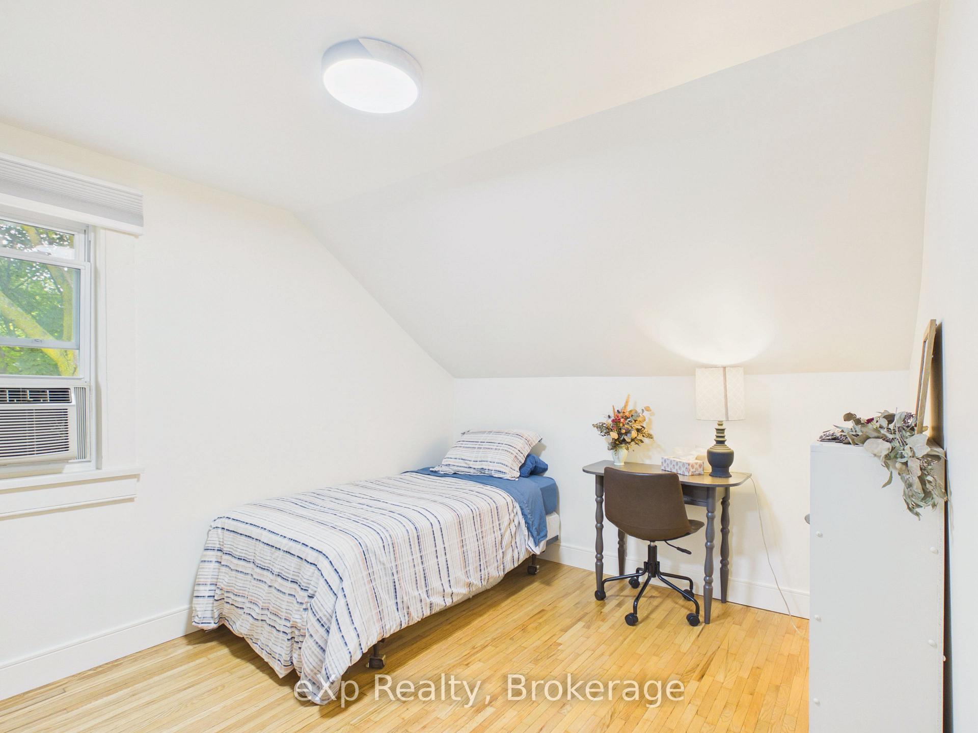 Photo 26 of 109 Colborne Street S, Brockton — HOMEH