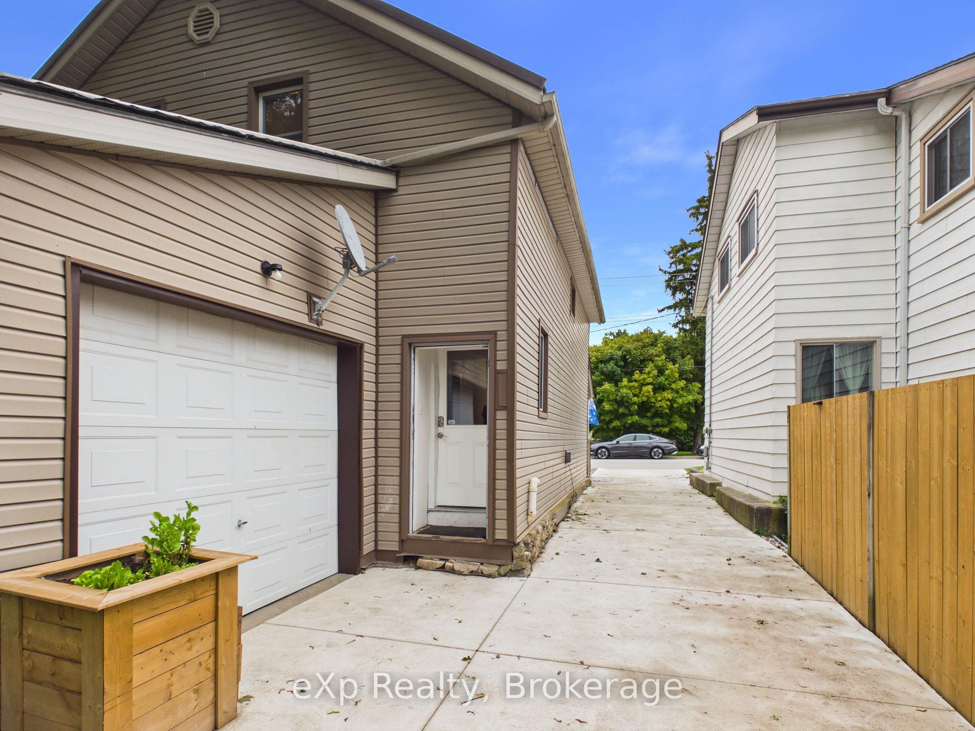 Photo 34 of 109 Colborne Street S, Brockton — HOMEH