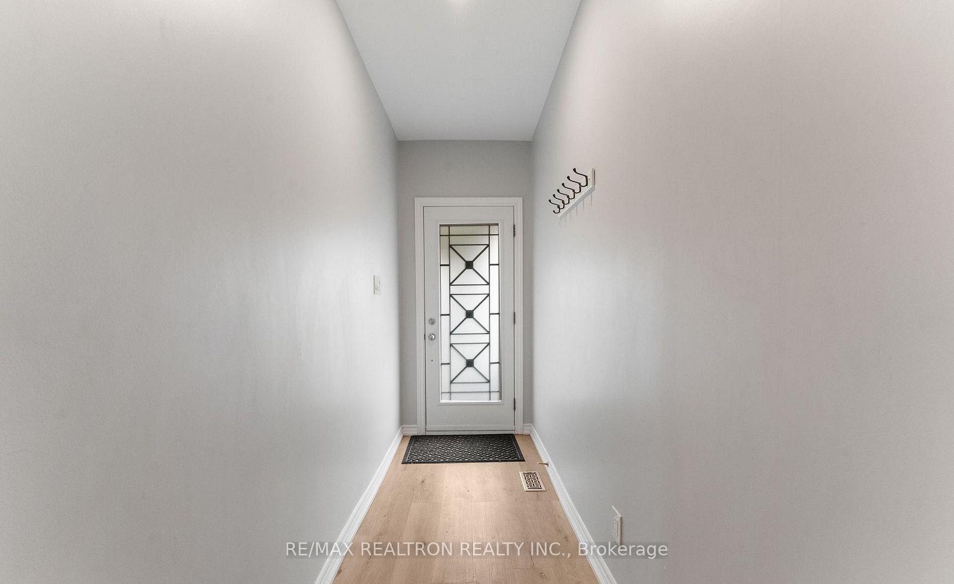Photo 4 of Unit 1, 1045 Cannon Street E, Hamilton, Crown Point — HOMEH